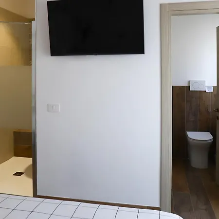 Le Nespole Guest house *